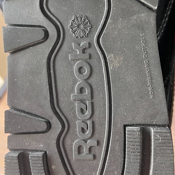 Nearly New (Only Worn Twice) Reebok It's A Man's World Women's Running Sneakers - Picture 11 of 16